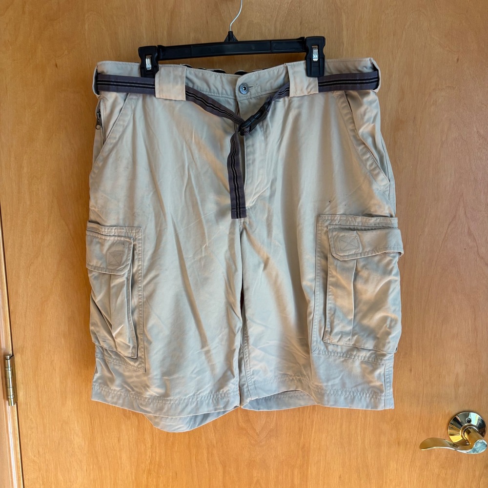 Duluth Trading Co Mens Cargo Shorts XL Beige Nylon Belted Outdoor Work Utility‎